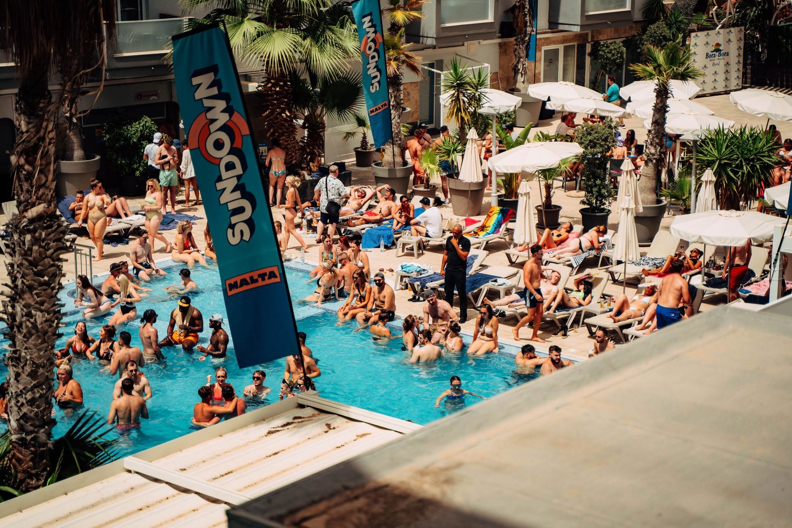 Pool Party Bora Bora Malte extérieur